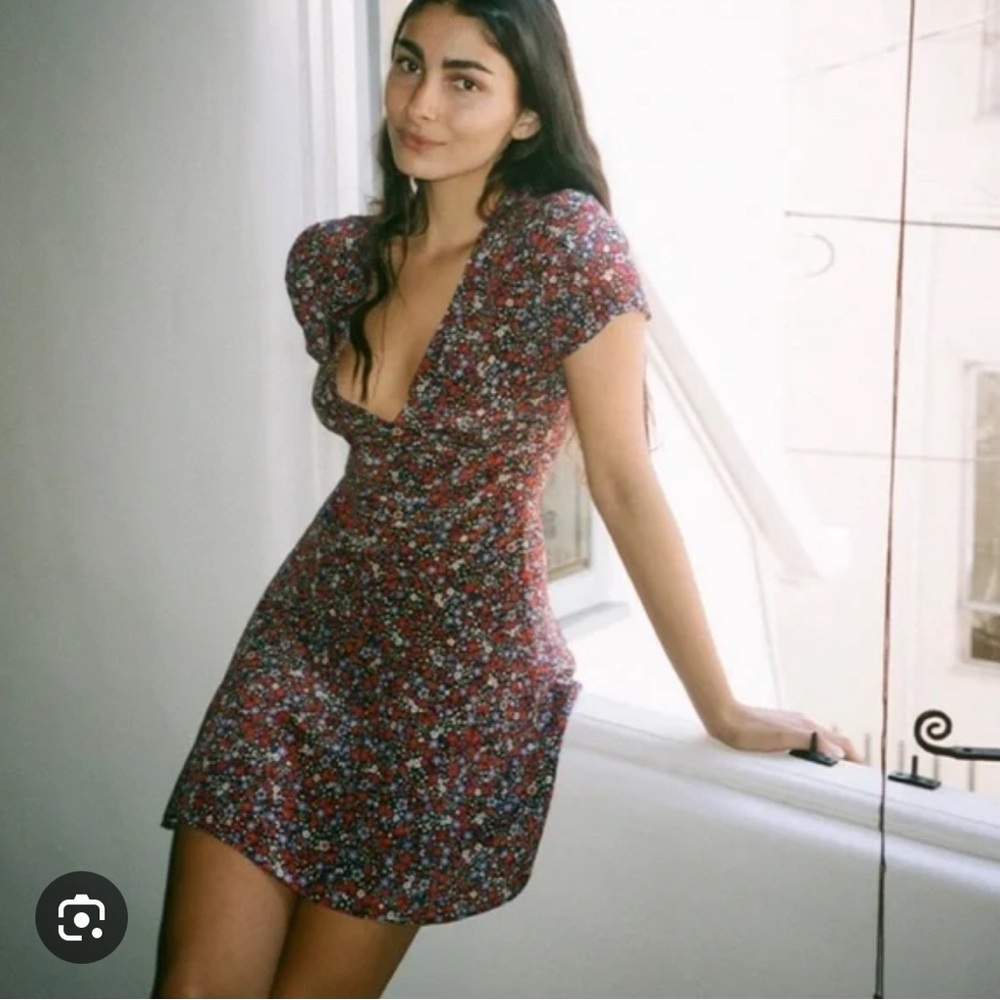 Réalisation Par The Luella Wildflower Cap Sleeve Floral Mini Dress